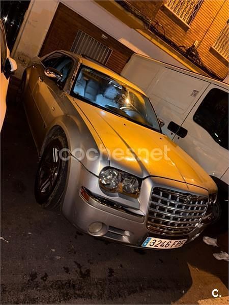 Usado Chrysler 300C 218 CV (160 kW) 2007 Gris / plata Berlina