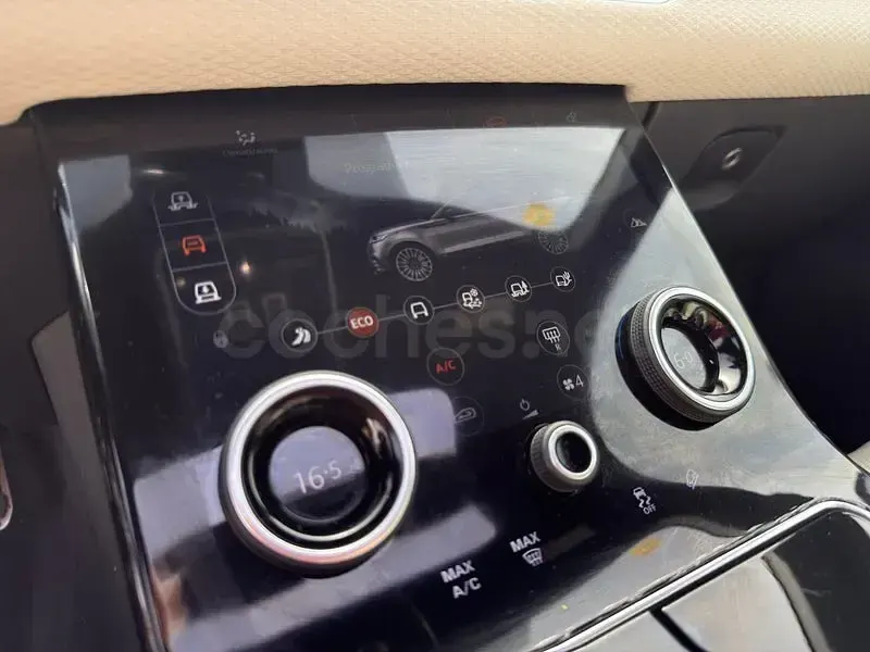 Usado Land Rover Range Rover Velar Dynamic 300 CV (220 kW) 2019 Negro SUV