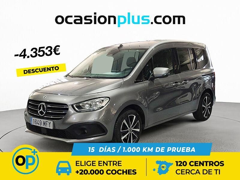 Usado Mercedes A180 116 CV (85 kW) 2023 Gris Monovolumen