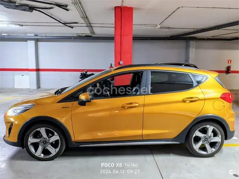 Usado Ford Fiesta Active 100 CV (73 kW) 2018 Naranja Utilitario