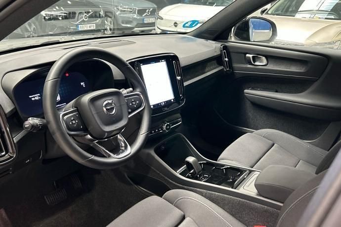 Usado Volvo XC40 Core 185 kW (252 CV) 2024 SUV