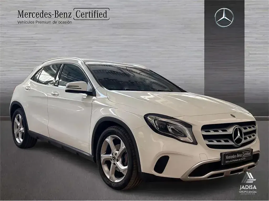 Usado Mercedes GLA200 136 CV (100 kW) 2018 Blanco SUV