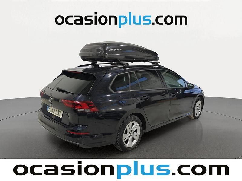 Usado VW Golf VIII Life 115 CV (84 kW) 2021 Negro Familiar