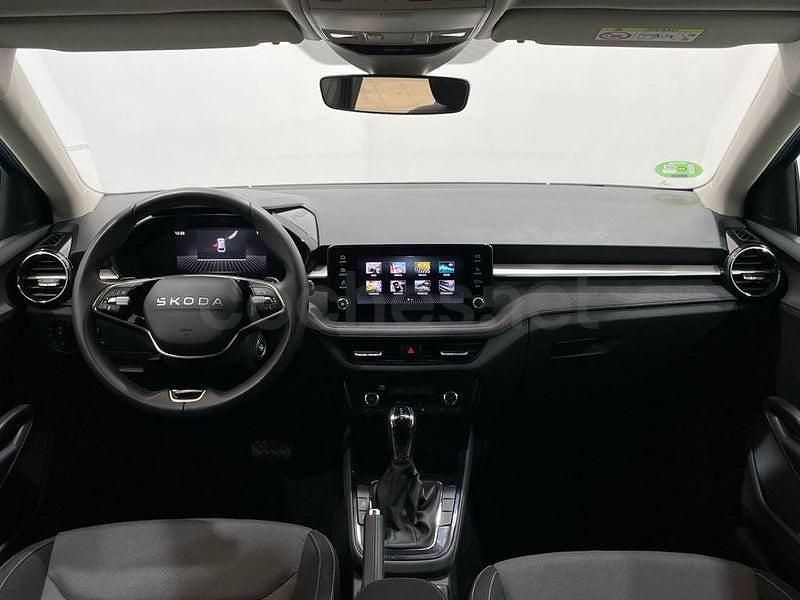 Usado Skoda Fabia Selection 115 CV (84 kW) 2025 Azul Utilitario