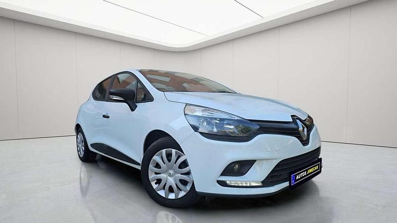 Usado Renault Clio IV Business 75 CV (55 kW) 2019 Blanco Berlina