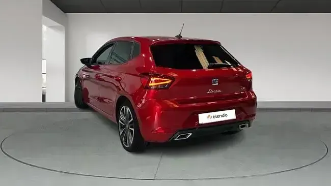 Usado Seat Ibiza FR 115 CV (84 kW) 2024 Rojo Utilitario