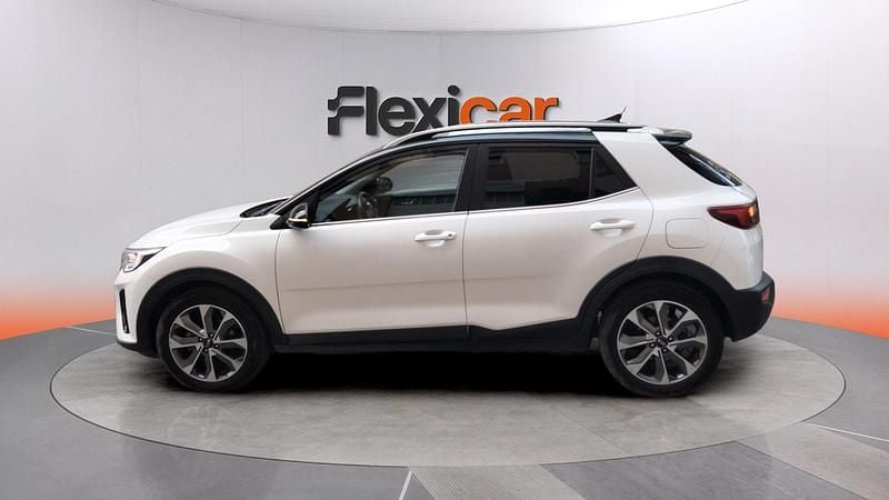 Usado Kia Stonic 120 HP (88 kW) 2019 Branco SUV