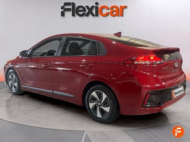 Usado Hyundai Ioniq 141 CV (103 kW) 2019 Rojo Utilitario