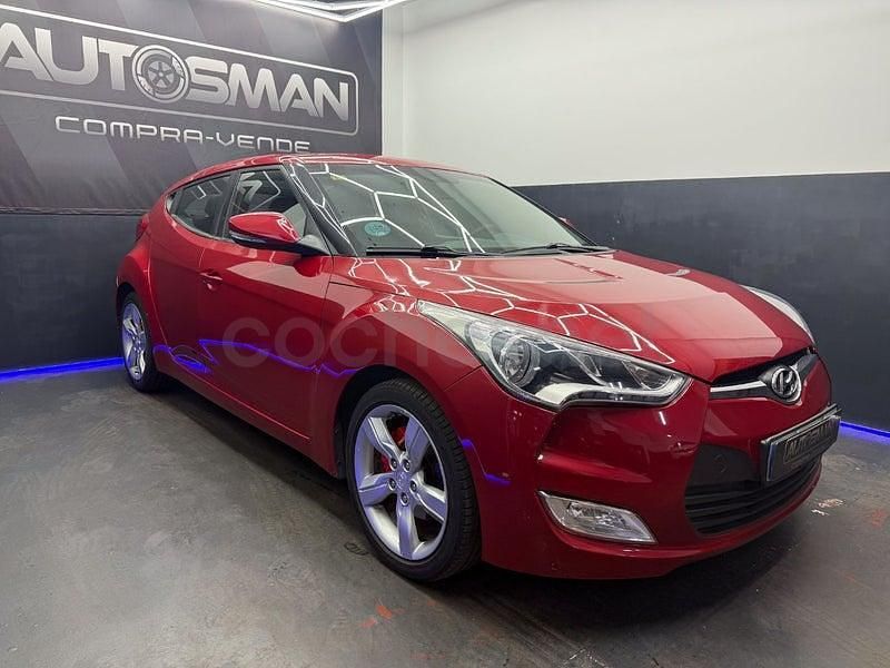 Usado Hyundai Veloster Sport 140 CV (102 kW) 2011 Granate Utilitario