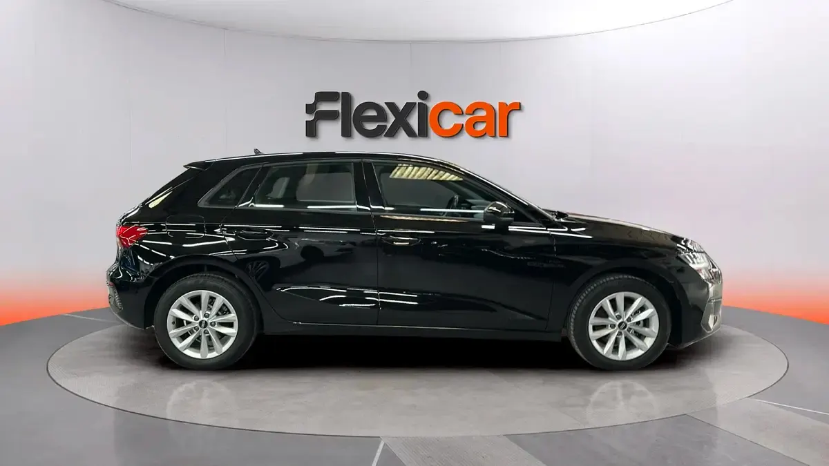 Usado Audi A3 Premium 116 CV (85 kW) 2023 Negro Berlina
