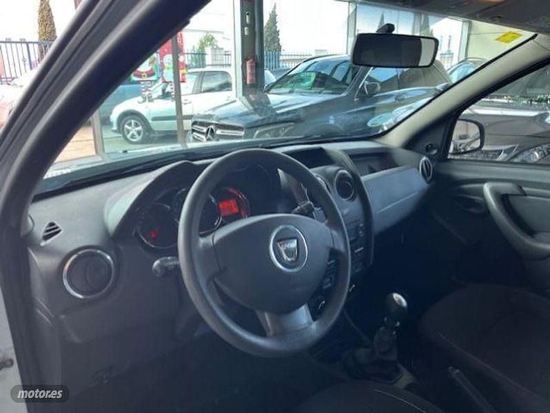 Usado Dacia Duster Ambiance 90 CV (66 kW) 2016 Blanco SUV
