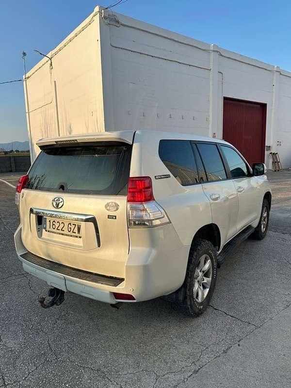 Usado Toyota Land Cruiser 173 CV (127 kW) 2010 Blanco SUV