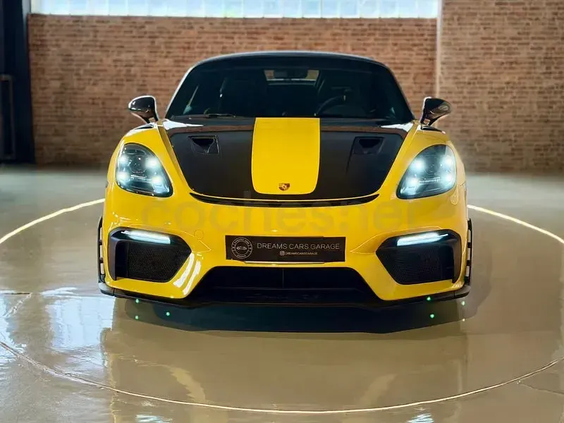 Usado Porsche 718 500 CV (367 kW) 2025 Amarillo Descapotable