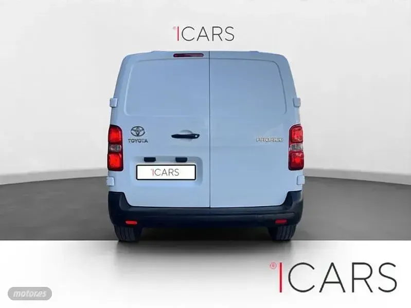 Usado Toyota Proace Verso 100 CV (73 kW) 2021 Blanco Familiar