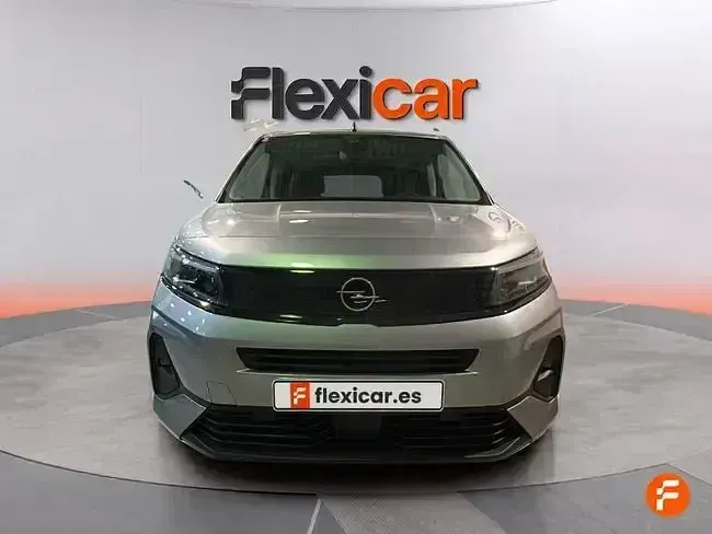 Usado Opel Combo S 100 CV (73 kW) 2025 Gris Monovolumen