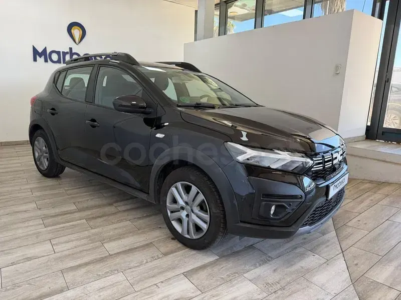 Usado Dacia Sandero Expression 91 CV (66 kW) 2023 Negro Berlina