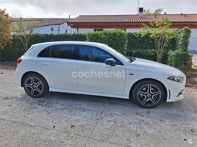 Usado Mercedes A250 218 CV (160 kW) 2021 Blanco Berlina