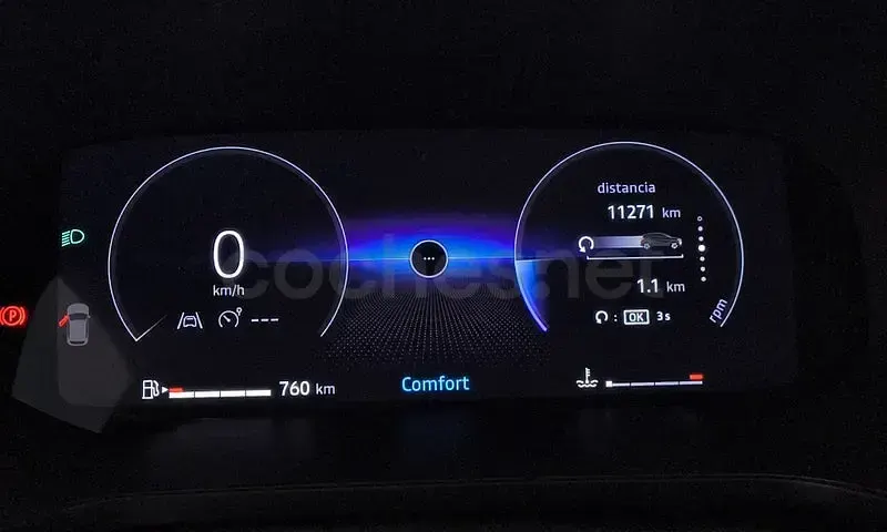 Usado Renault Captur Techno 100 CV (73 kW) 2025 Gris / plata SUV