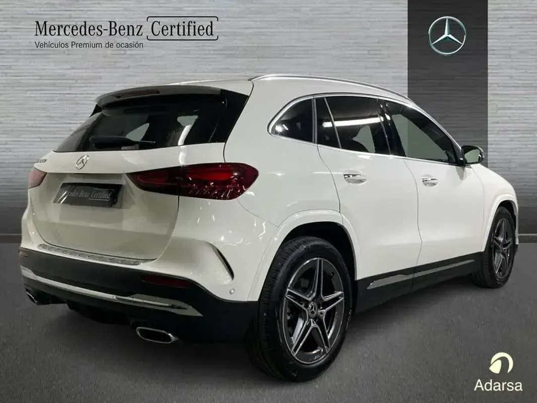Usado Mercedes GLA200 163 CV (119 kW) 2025 SUV