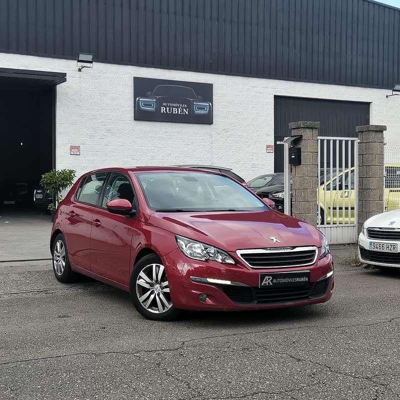 Rojo Usado 2014 Peugeot 308 Active Utilitario | 6899 € (Precio justo) - Imagen 1/4