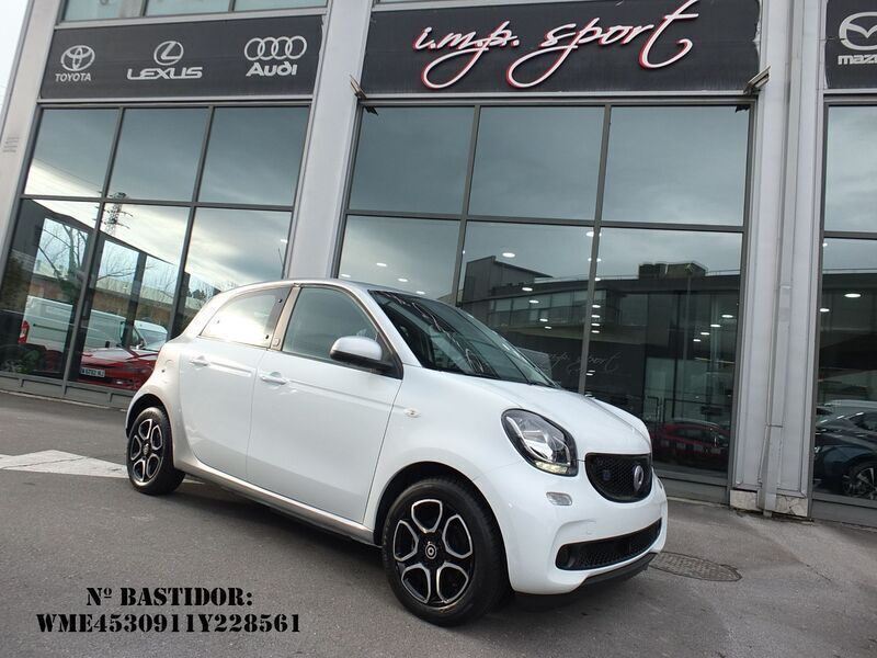 Blanco Usado 2020 Smart ForFour Electric Drive Prime Utilitario | 12.990 € (Un poco caro) - Imagen 1/4