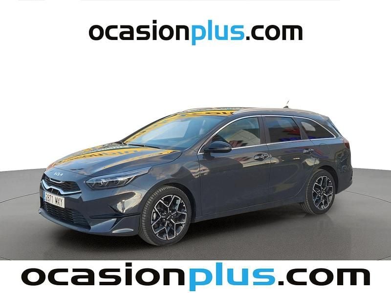 Usado Kia Ceed Style 100 CV (73 kW) 2025 Gris plata Utilitario