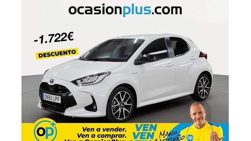 Usado Toyota Yaris Hybrid Style 116 CV (85 kW) 2021 Blanco Utilitario