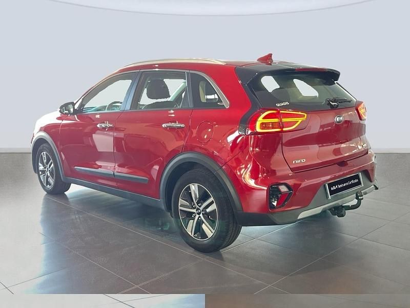 Usado Kia Niro 141 CV (103 kW) 2021 Rojo SUV