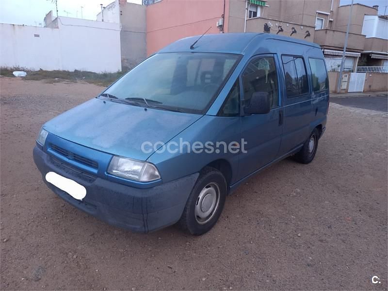 Usado Fiat Ulysse S 92 CV (67 kW) 1999 Azul Monovolumen