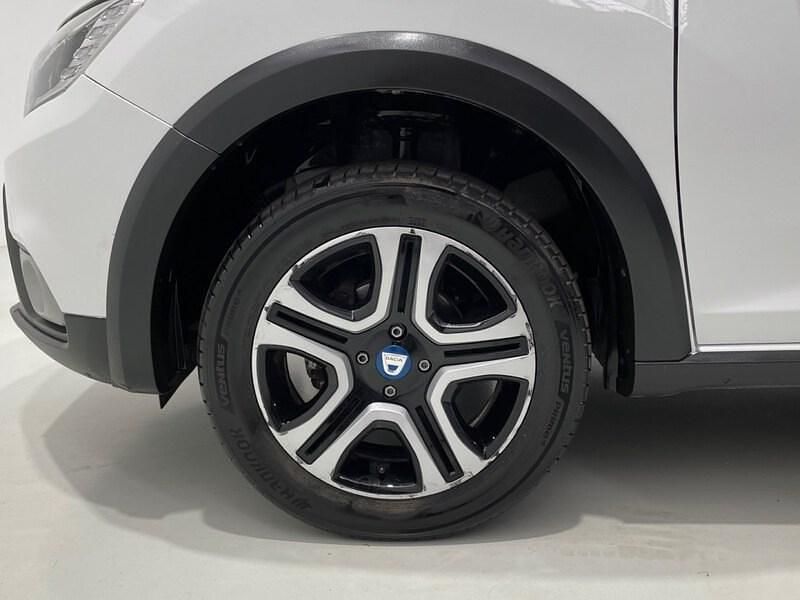 Usado Dacia Sandero Stepway 100 CV (73 kW) 2020 Blanco Berlina