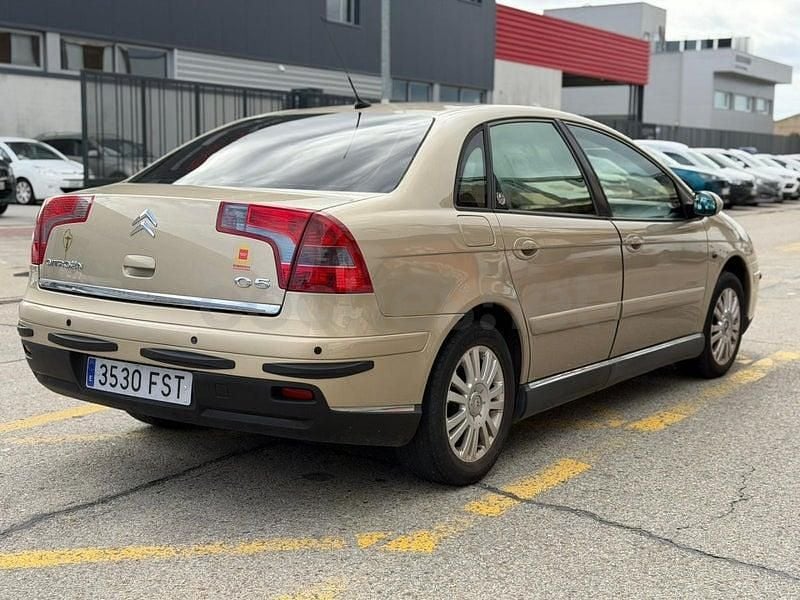 Usado Citroën C5 125 CV (91 kW) 2007 Amarillo Berlina