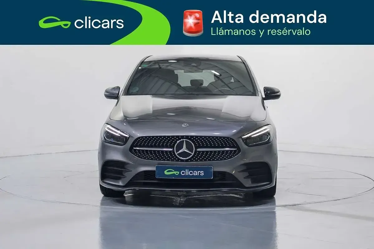 Usado Mercedes B200 163 CV (119 kW) 2020 Gris Utilitario