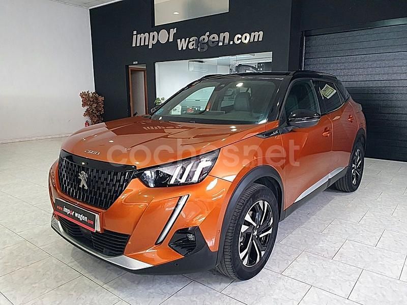 Usado Peugeot 2008 GT 130 CV (95 kW) 2021 Naranja SUV