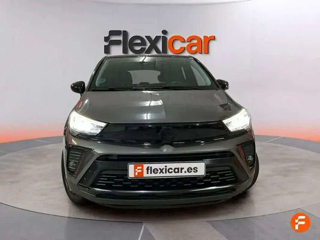 Usado Opel Crossland 110 CV (80 kW) 2023 Gris SUV