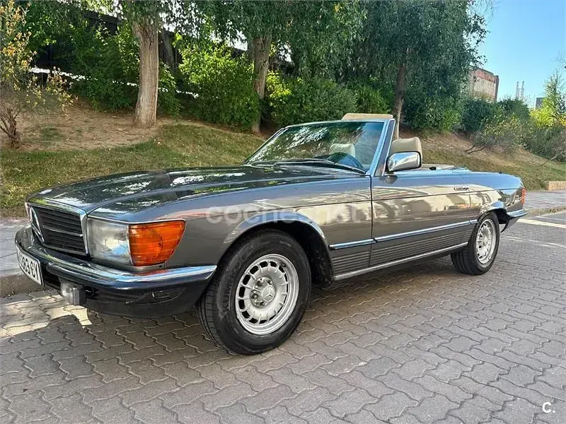Usado Mercedes SL280 193 CV (141 kW) 1995 Beige Descapotable