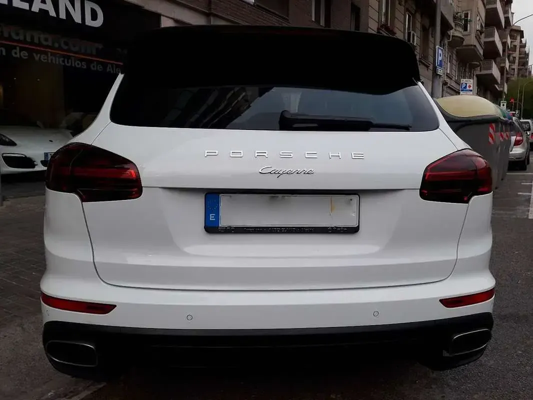 Usado Porsche Cayenne 262 CV (192 kW) 2015 Blanco SUV