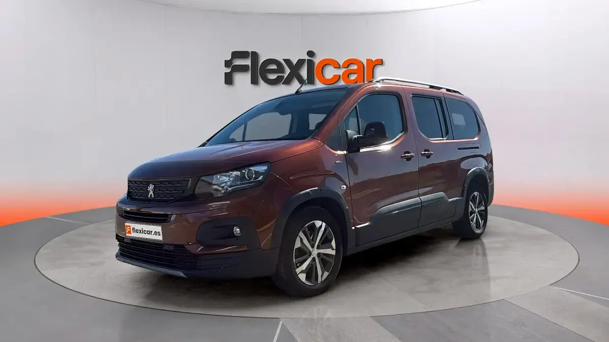 Usado Peugeot Rifter GT-line 131 CV (96 kW) 2019 Naranja Monovolumen