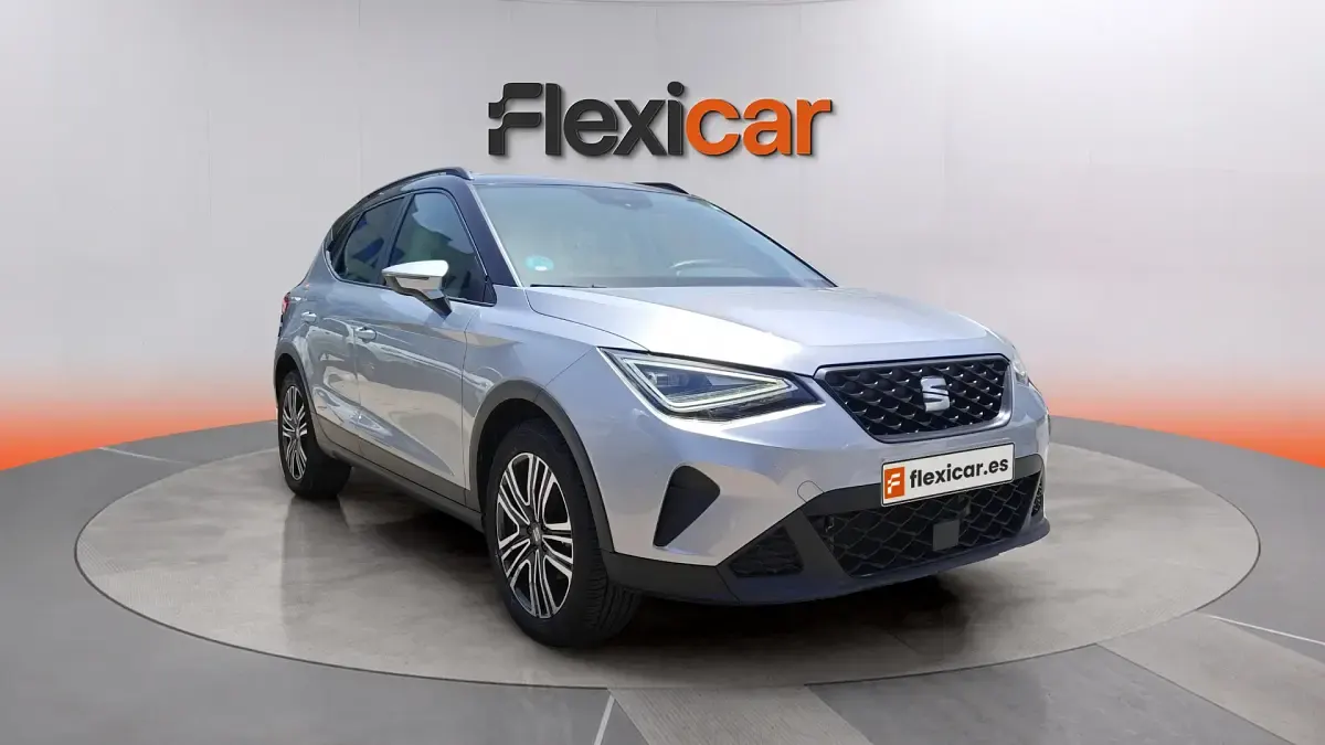 Usado Seat Arona Style 110 CV (80 kW) 2023 SUV