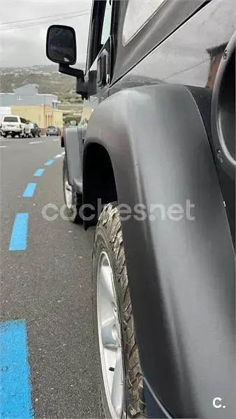 Usado Jeep Wrangler 143 CV (105 kW) 2004 Negro SUV