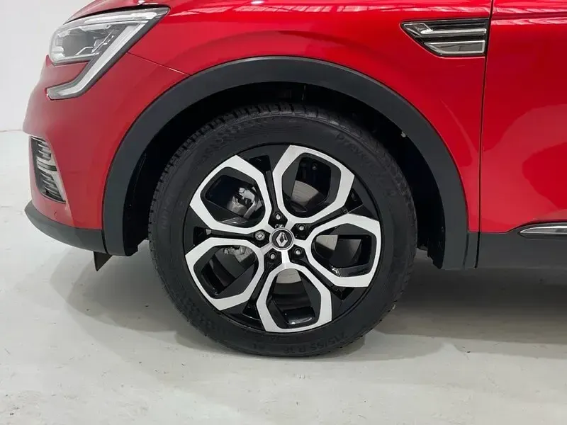 Usado Renault Arkana Techno 143 CV (105 kW) 2022 Rojo SUV