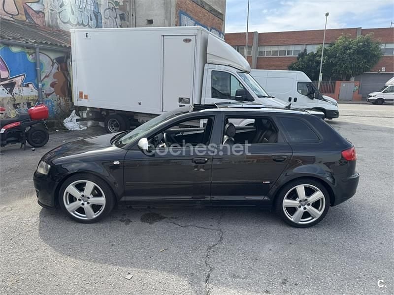 Negro Usado 2006 Audi A3 Ambiente Berlina | 4500 € (Super precio) - Imagen 1/4