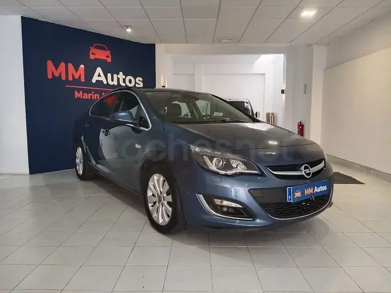 Usado Opel Astra Business 110 CV (80 kW) 2015 Azul Berlina