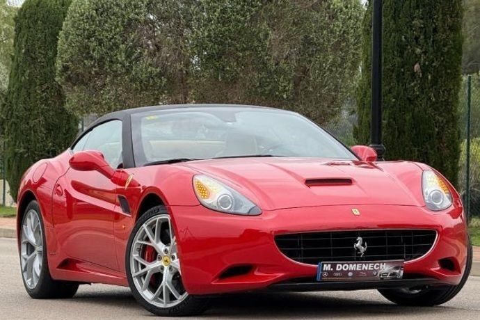 Rojo Usado 2009 Ferrari California Descapotable | 119.900 € - Imagen 1/4