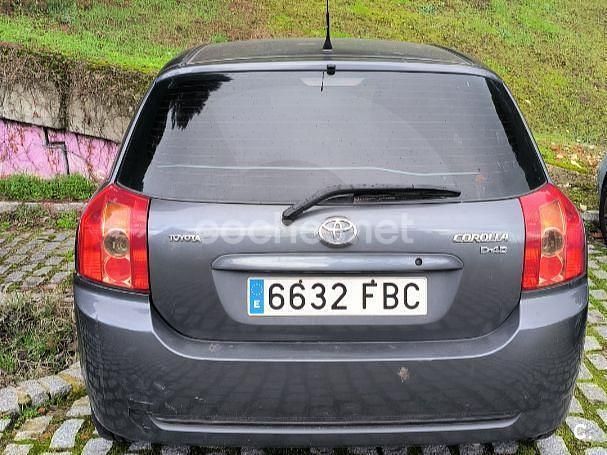 Usado Toyota Corolla Luna 116 CV (85 kW) 2006 Gris / plata Berlina