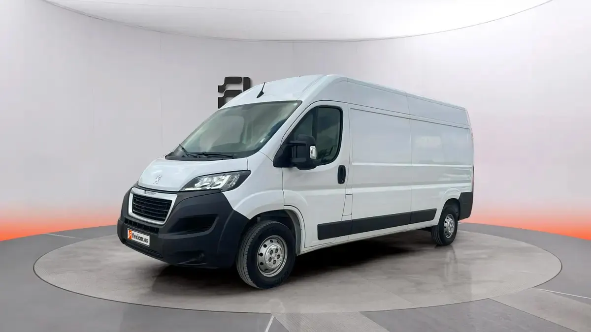 Usado Peugeot Boxer S 140 CV (102 kW) 2023 Blanco Van