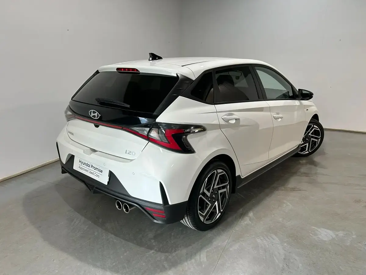 Usado Hyundai i20 N Line 80 CV (58 kW) 2025 Blanco Utilitario