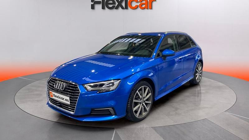 Usado Audi A3 Premium 204 CV (150 kW) 2020 Azul Berlina