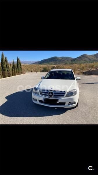 Usado Mercedes C200 Avantgarde 136 CV (100 kW) 2010 Blanco Berlina