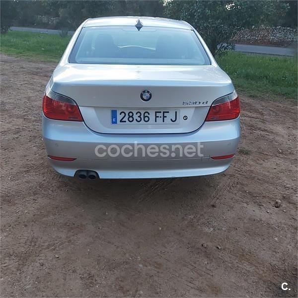Usado BMW 530 218 CV (160 kW) 2006 Gris / plata Berlina
