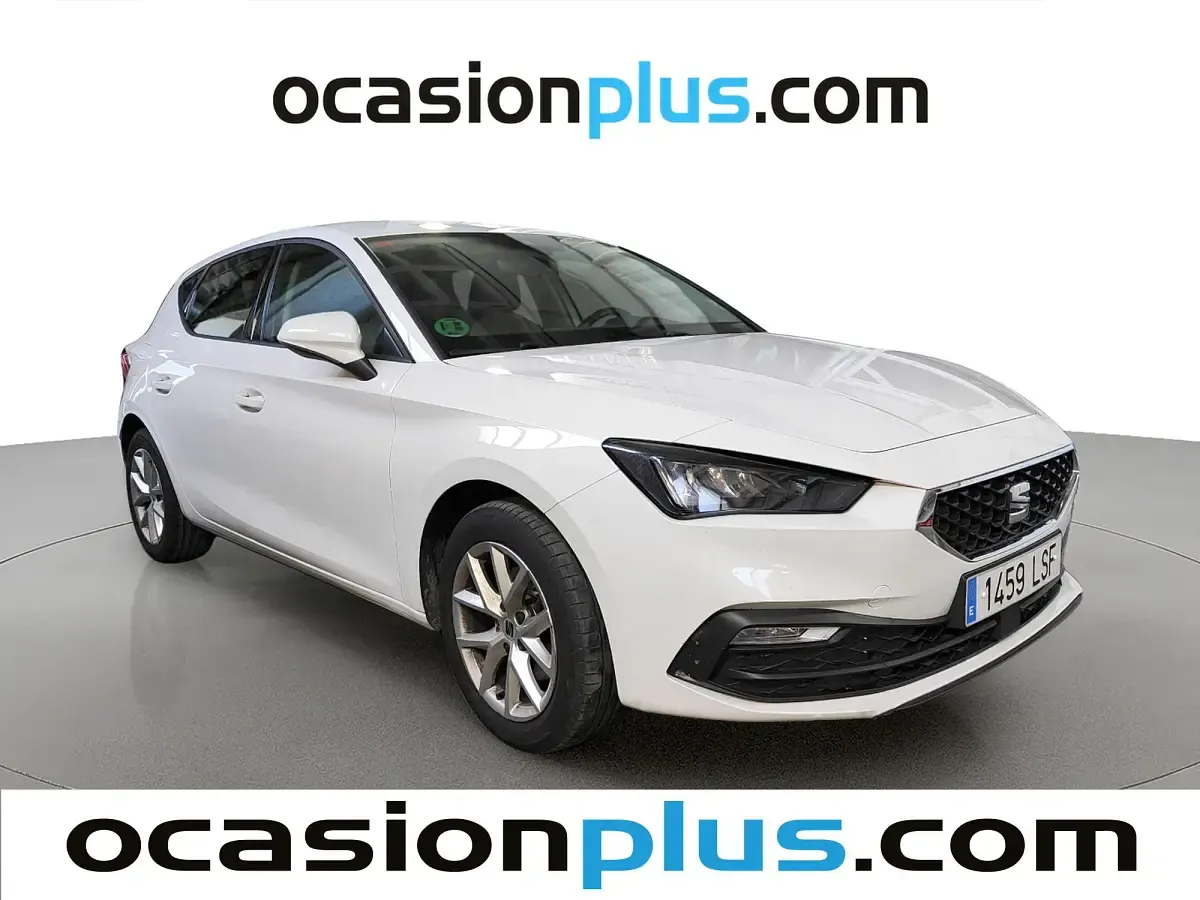 Usado Seat Leon Style 115 CV (84 kW) 2021 Blanco Utilitario